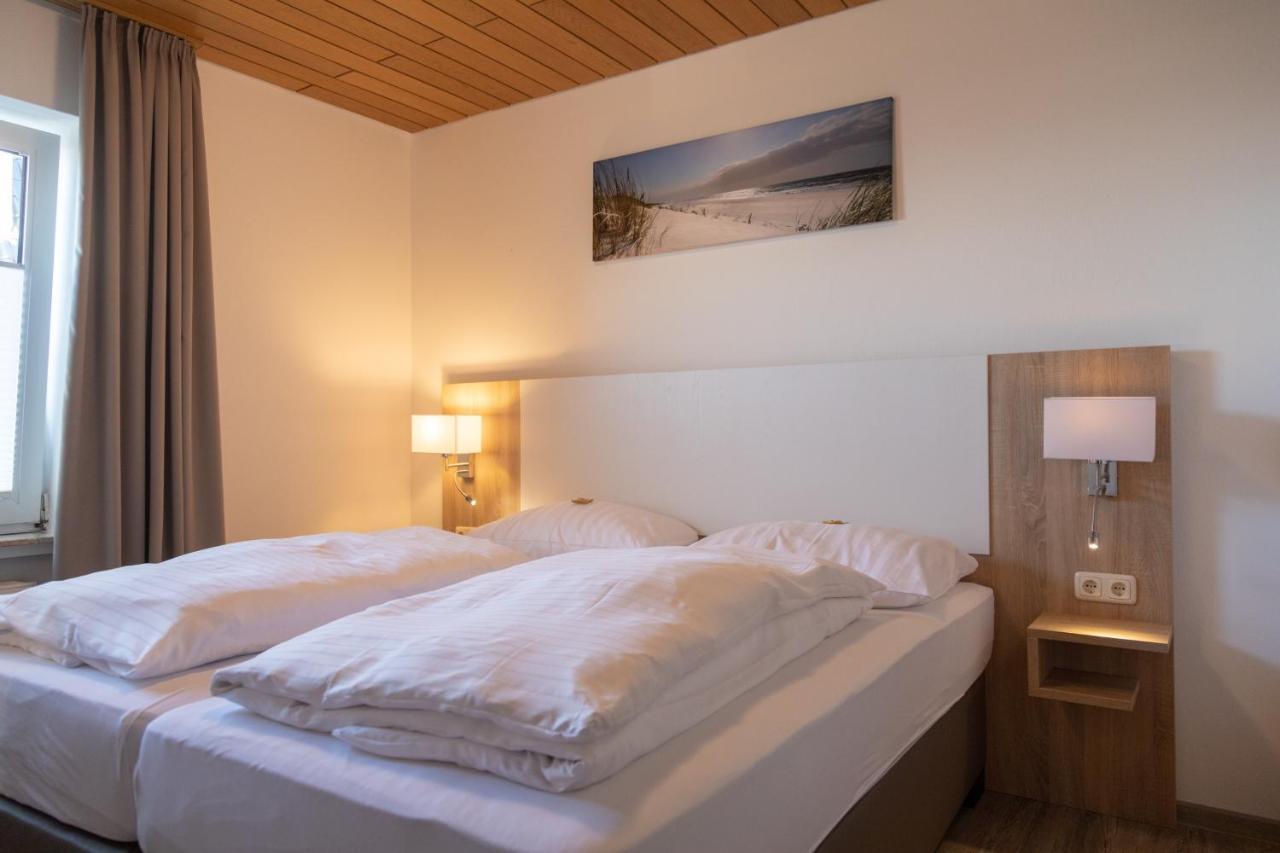 Heeren'S Hotel Garni Bensersiel Eksteriør bilde